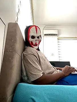 Snapshot of finefinance chatting on October 29, 2025, 6:37 am finefinance online show from October 29, 2025, 6:37 am