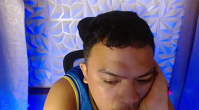 xsweetasian69x online show from March 21, 2025, 2:40 pm