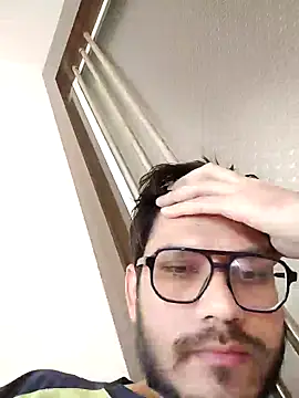 alex78265 online show from December 5, 2025, 7:28 am