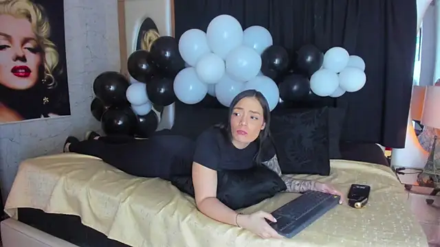 celestestars online show from October 29, 2025, 9:27 pm