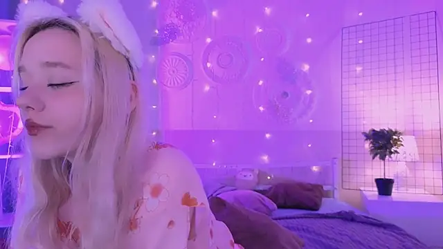 IrmaBell online show from January 29, 2025, 11:41 am