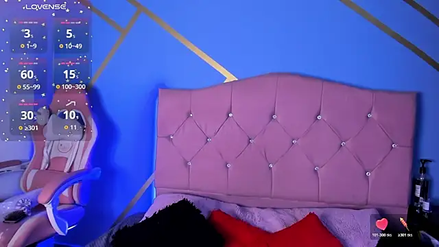 brenda moris01 online show from November 26, 2025, 8:10 pm