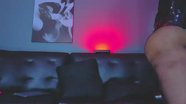 Snapshot of Amberstones chatting on October 16, 2025, 1:12 pm Amberstones online show from October 16, 2025, 1:12 pm