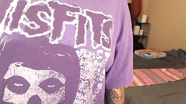 nativepumpkin95 online show from January 4, 2025, 12:59 am