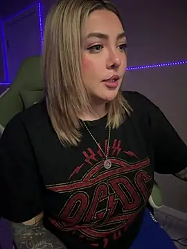 nativepumpkin95 online show from January 27, 2025, 4:09 am