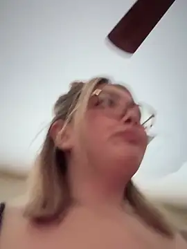 nativepumpkin95 online show from January 27, 2025, 10:16 pm