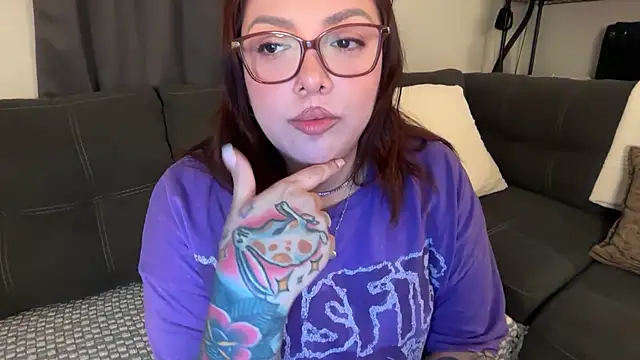 nativepumpkin95 online show from July 14, 2026, 12:24 am