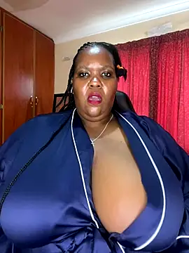 Snapshot of Michyboldy chatting on November 10, 2025, 6:12 am Michyboldy online show from November 10, 2025, 6:12 am