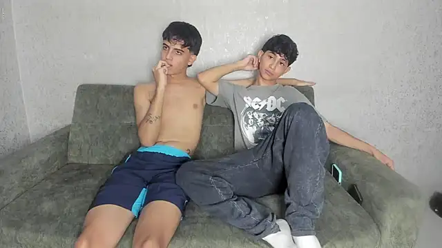 pelusos mens online show from May 6, 2026, 7:30 pm