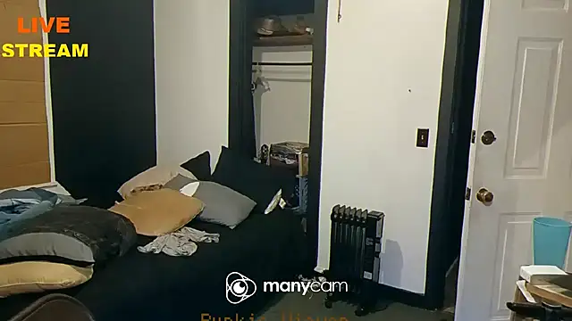 Punkie6669 online show from February 7, 2025, 12:39 pm