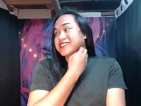 bettina love online show from November 1, 2025, 2:52 pm