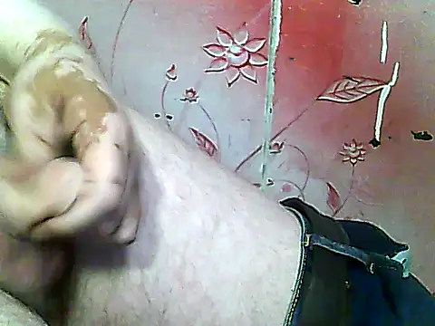 Snapshot of two_colour_cock chatting on November 14, 2025, 9:13 pm two colour cock online show from November 14, 2025, 9:13 pm