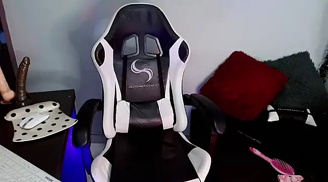 Snapshot of Ardat_Lili69 chatting on January 9, 2025, 5:00 pm Ardat Lili69 online show from January 9, 2025, 5:00 pm