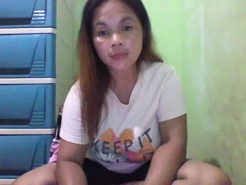 big tits24 online show from November 16, 2025, 1:17 pm