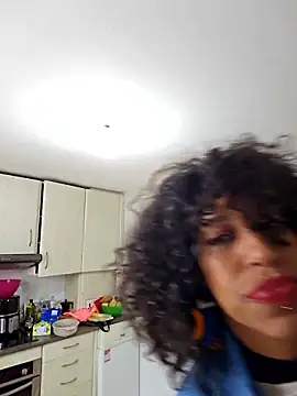 Snapshot of Goldenlace chatting on October 20, 2025, 3:34 pm Goldenlace online show from October 20, 2025, 3:34 pm