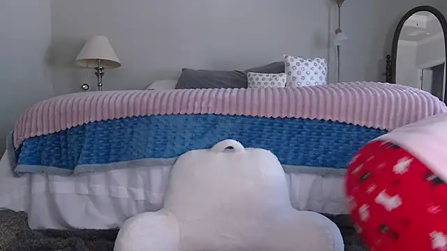 Vivian MayXxX online show from January 26, 2025, 8:45 pm