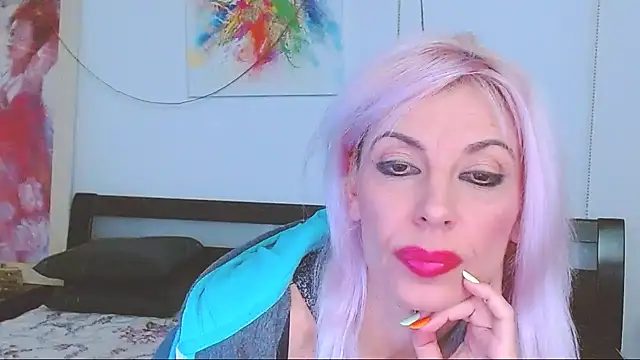 HoneyLara online show from February 13, 2025, 2:23 am