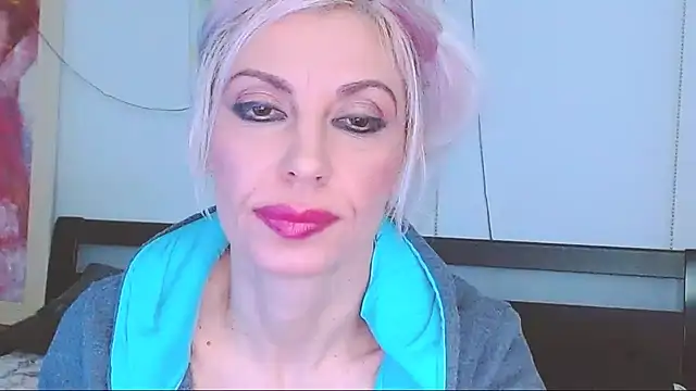 HoneyLara online show from February 15, 2025, 1:31 am