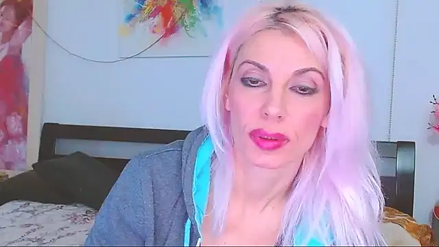 HoneyLara online show from February 23, 2025, 2:18 am