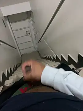 Snapshot of stuard-19 chatting on October 12, 2025, 3:27 am stuard-19 online show from October 12, 2025, 3:27 am