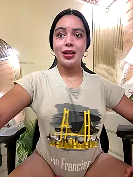 Snapshot of HotstuffCherrySummer chatting on October 17, 2025, 8:06 am HotstuffCherrySummer online show from October 17, 2025, 8:06 am