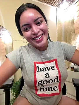 Snapshot of HotstuffCherrySummer chatting on November 5, 2025, 7:30 am HotstuffCherrySummer online show from November 5, 2025, 7:30 am