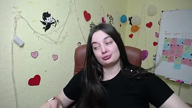 Snapshot of MilanaPrice chatting on February 28, 2025, 9:33 pm MilanaPrice online show from February 28, 2025, 9:33 pm