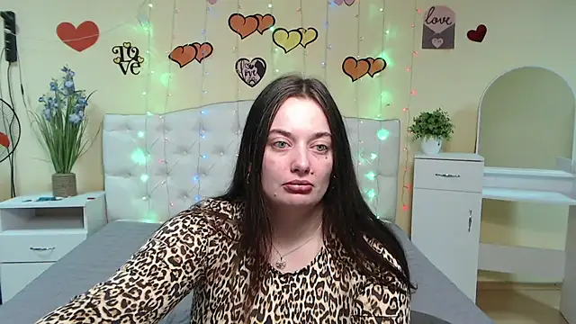 Snapshot of MilanaPrice chatting on March 11, 2025, 10:42 pm MilanaPrice online show from March 11, 2025, 10:42 pm