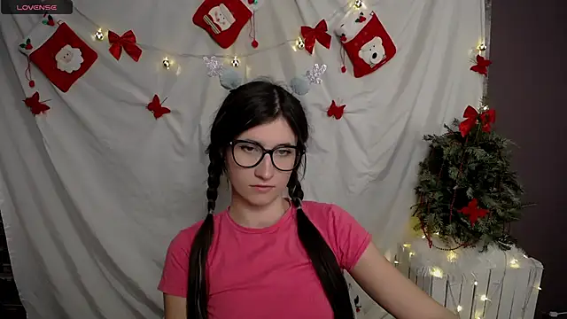 MaryEm976 online show from December 10, 2024, 9:23 am