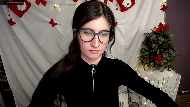 MaryEm976 online show from December 10, 2024, 4:06 pm