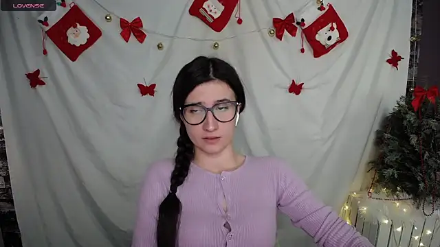 MaryEm976 online show from December 21, 2024, 9:33 am