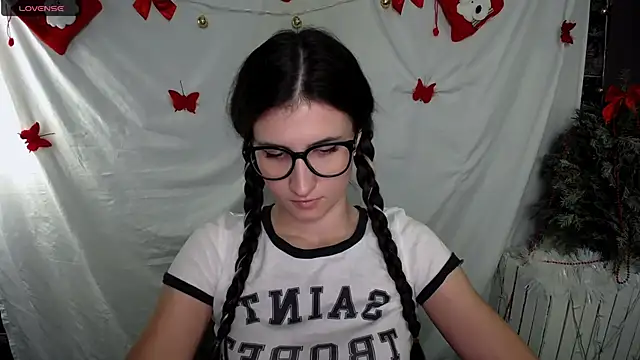 MaryEm976 online show from January 3, 2025, 8:54 am