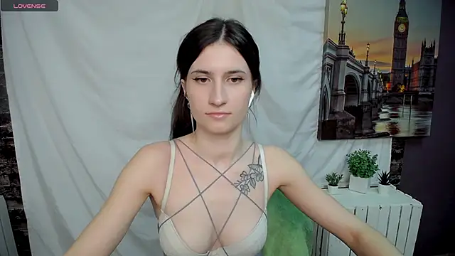 MaryEm976 online show from March 15, 2025, 9:41 am