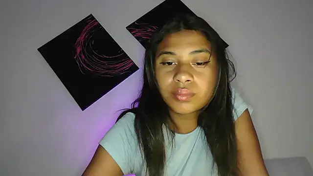 Snapshot of dark_enchantress_ chatting on October 19, 2025, 8:53 pm dark enchantress online show from October 19, 2025, 8:53 pm