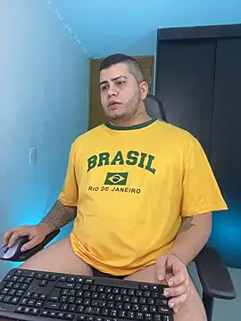 Thomas chubbyxhot online show from November 8, 2025, 3:18 am