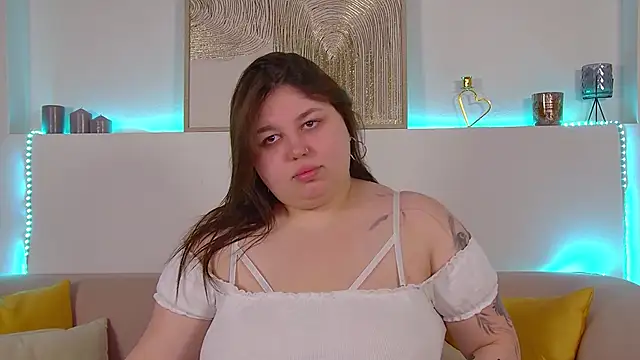 LillianKim online show from March 10, 2025, 6:34 pm