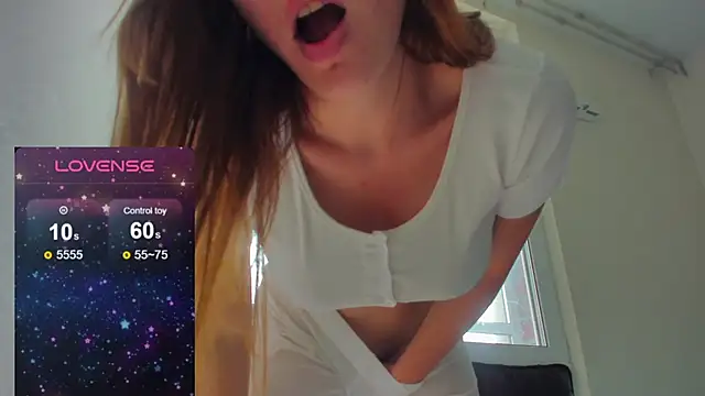 Snapshot of 92yourbitch922 chatting on October 7, 2025, 8:44 am 92yourbitch922 online show from October 7, 2025, 8:44 am