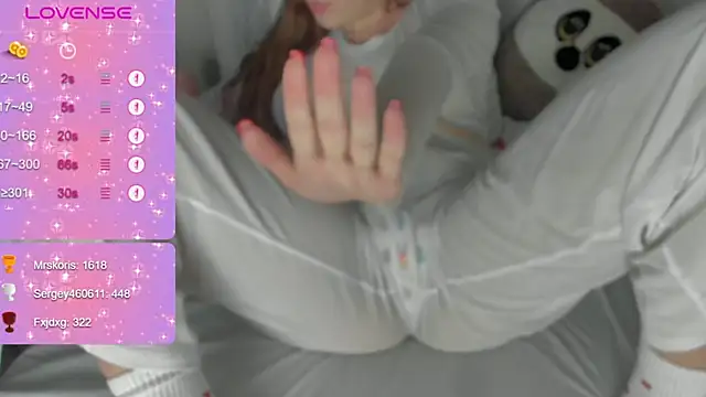 92yourbitch922 online show from February 14, 2026, 12:29 am