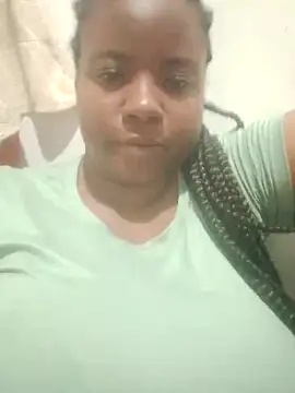 Snapshot of bigtitssxx chatting on September 14, 2025, 9:58 pm bigtitssxx online show from September 14, 2025, 9:58 pm