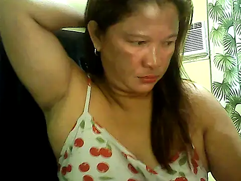 Snapshot of hott_scarlett chatting on September 29, 2025, 9:30 pm hott scarlett online show from September 29, 2025, 9:30 pm