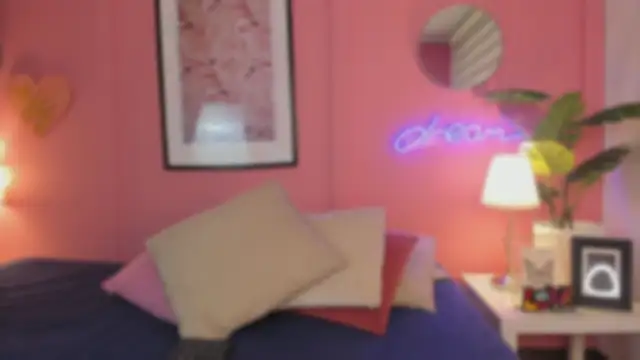 Snapshot of SoySaraa chatting on February 12, 2026, 6:19 am SoySaraa online show from February 12, 2026, 6:19 am