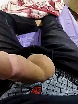 Snapshot of K-27 chatting on November 16, 2025, 11:54 pm K-27 online show from November 16, 2025, 11:54 pm