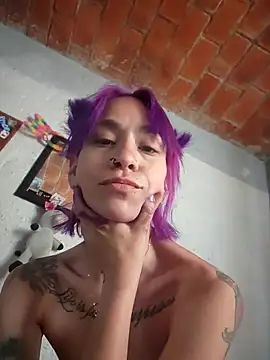 Snapshot of fablob23 chatting on March 14, 2025, 9:43 pm fablob23 online show from March 14, 2025, 9:43 pm