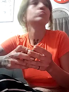 Snapshot of fablob23 chatting on March 31, 2026, 10:59 am fablob23 online show from March 31, 2026, 10:59 am