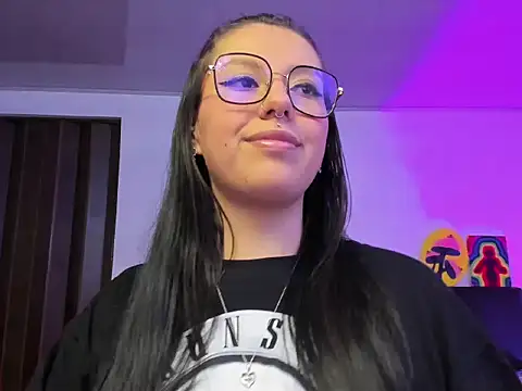 lia minami online show from March 23, 2026, 2:59 am