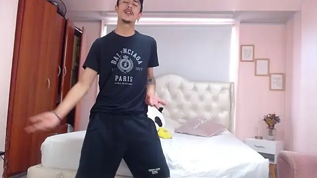 Snapshot of ryan_maxy chatting on January 23, 2025, 3:32 pm ryan maxy online show from January 23, 2025, 3:32 pm