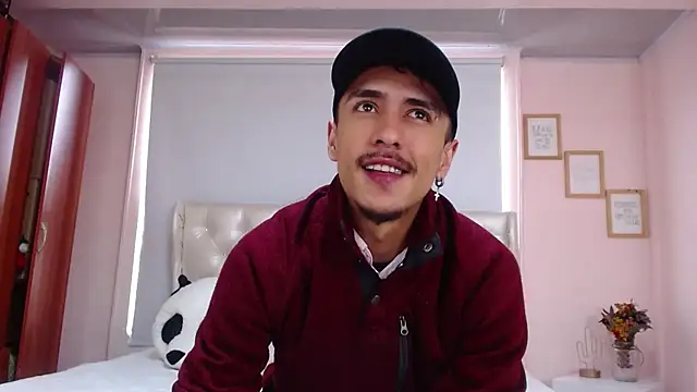 Snapshot of ryan_maxy chatting on February 5, 2025, 1:22 pm ryan maxy online show from February 5, 2025, 1:22 pm