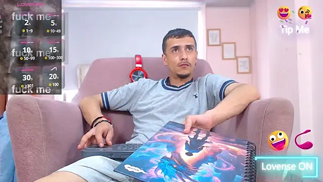 Snapshot of ryan_maxy chatting on February 28, 2025, 6:41 pm ryan maxy online show from February 28, 2025, 6:41 pm