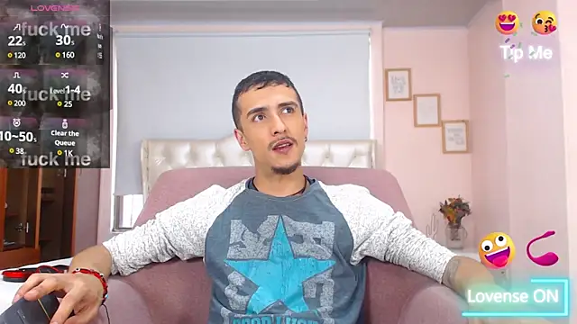 Snapshot of ryan_maxy chatting on March 2, 2025, 12:22 pm ryan maxy online show from March 2, 2025, 12:22 pm