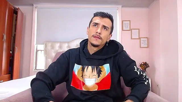 Snapshot of ryan_maxy chatting on March 10, 2025, 12:26 pm ryan maxy online show from March 10, 2025, 12:26 pm